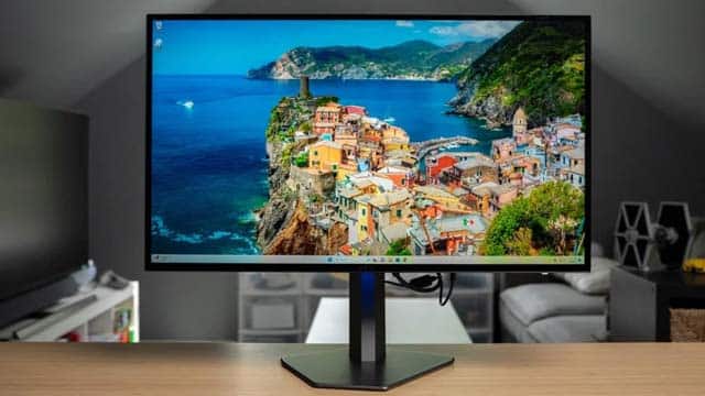 افضل-شاشة-ألعاب-OLED-بتكلفة-معقولة-2025