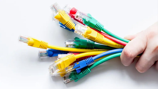 هل-لابد-تغيير-كابلات-الإيثرنت-في-المنزل-بعد-شراء-راوتر-متعدد-الجيجابت-Multi-Gigabit