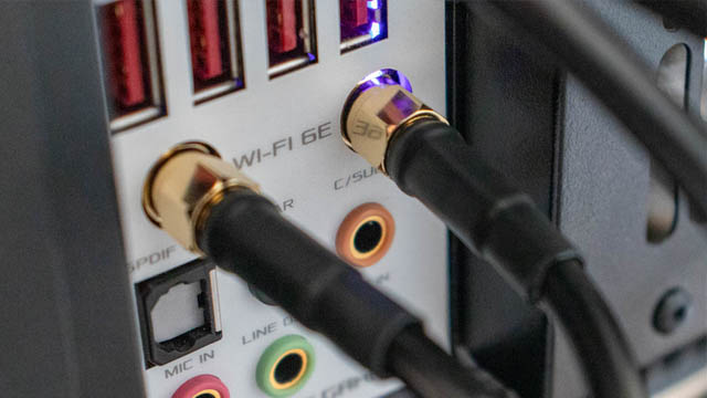 هل-ضروري-شراء-لوحة-أم-بكارت-واي-فاي-مدمج؟