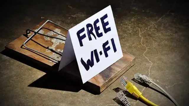 أهمية-استخدام-برامج-الشبكة-الافتراضية-الخاصة-VPN-أثناء-الاتصال-بشبكات-الواي-فاي-العامة