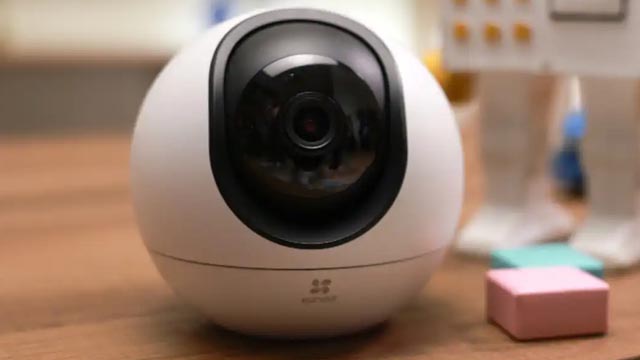 افضل-كاميرا-مراقبة-للإطمئنان-على-الطفل-عبر-الهاتف